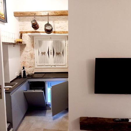 Apartmani Ulika بالي الغرفة الصورة