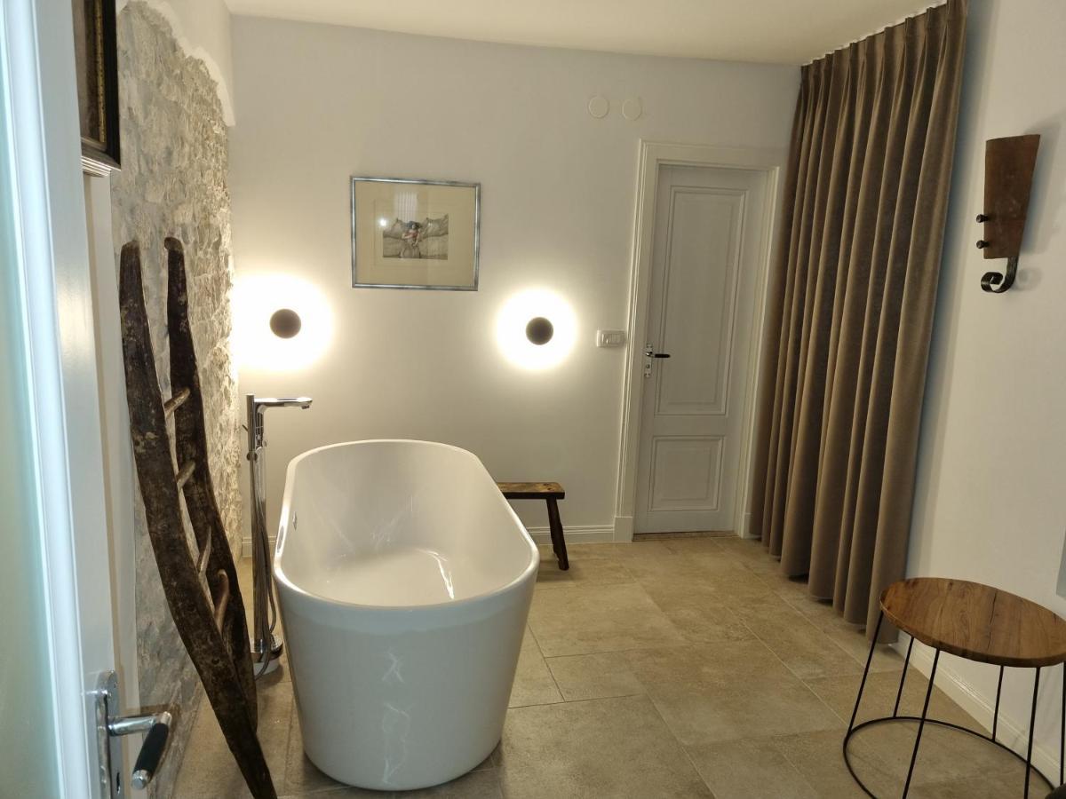 Apartmani Ulika بالي المظهر الخارجي الصورة